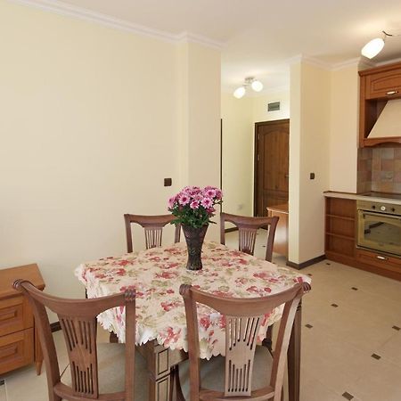 Mars Apartments In Tryavna Beach Complex Sveti Vlas Habitación foto